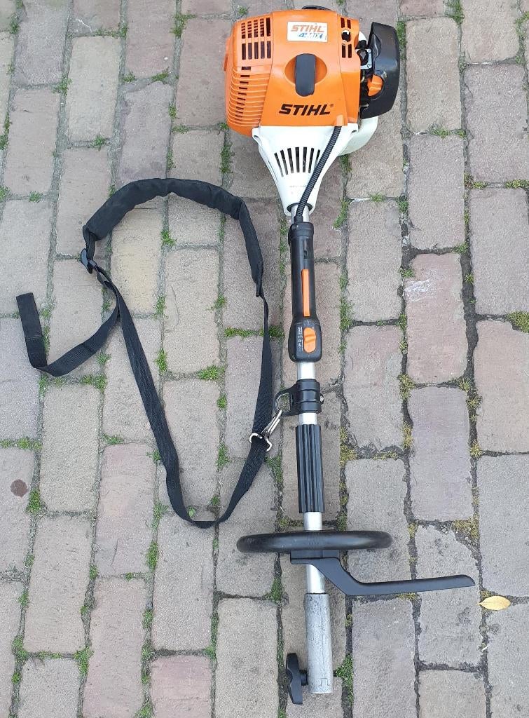 Stihl KM 100R combi-systeem, Jardin & Terrasse, Débroussailleuses, Enlèvement, Comme neuf, Essence, Stilh