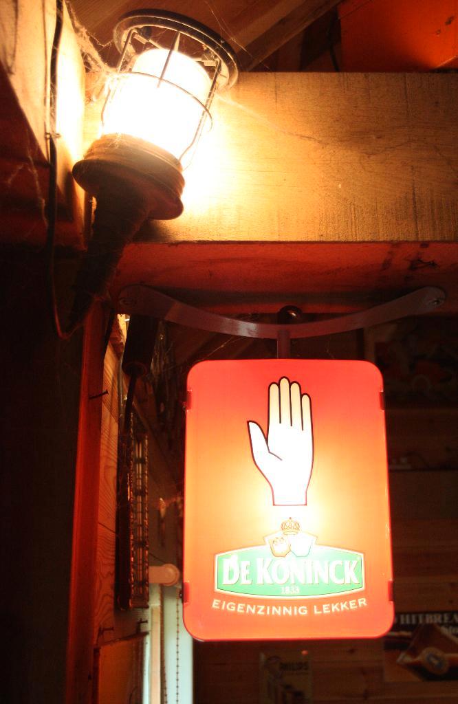 Vintage De Koninck Lichtreclame / Lichtbak, Verzamelen, Biermerken, Zo goed als nieuw, De Koninck, Ophalen of Verzenden