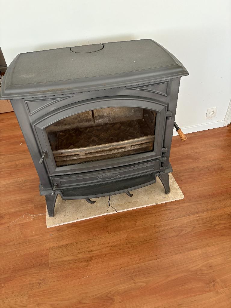 Poêle à bois Dovre — fonte, noir, Maison & Meubles, Poêles, Utilisé, Autoportant, Poêle à bois, Enlèvement