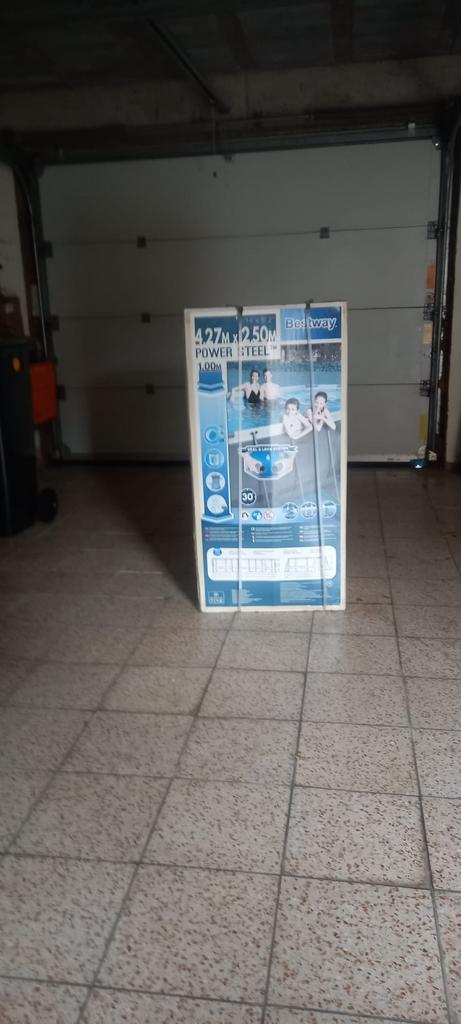 Zwembad, Ophalen, Ovaal