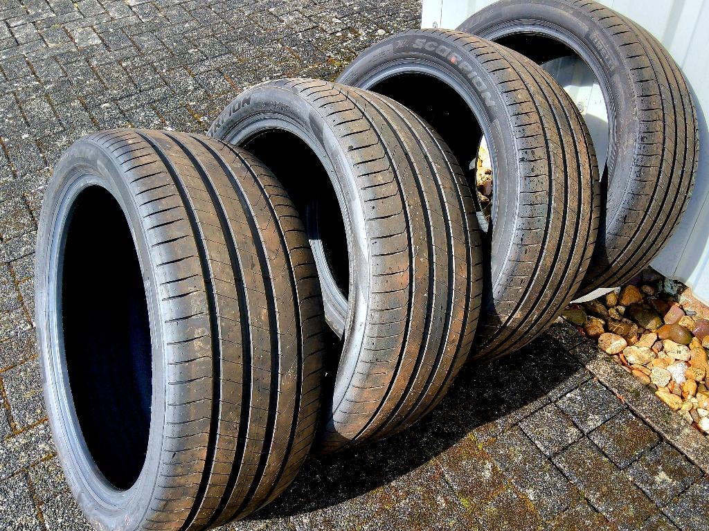 4 nouveaux pneus été Pirelli 255/40R20, Neuf, 255 mm, Pneus été, Pneu(s)