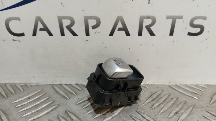 Elektrisch Raam Schakelaar van een Mercedes C-Klasse, Auto-onderdelen, Dashboard en Schakelaars, Mercedes-Benz, Gebruikt, 3 maanden garantie