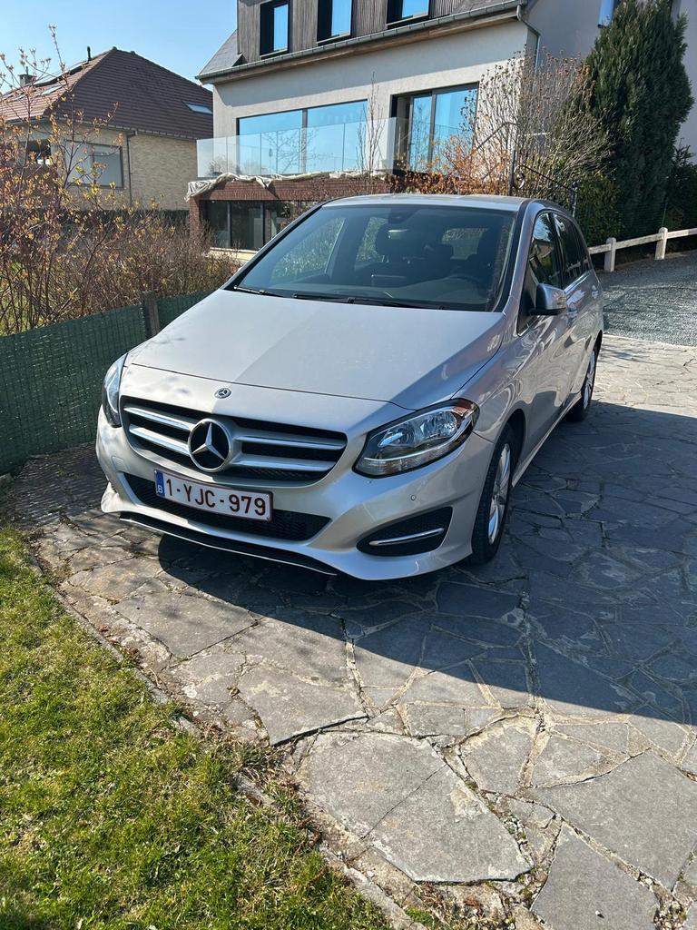 Mercedes B180, Autos, Mercedes-Benz, 90 kW, Argent ou Gris, Euro 6, Noir