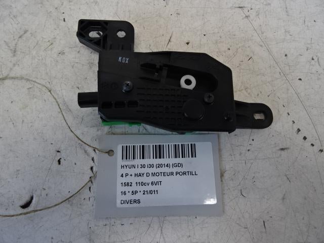 DIVERS DIVERS Hyundai i30 (GDHB5) (01-2011/12-2016), Autos : Pièces & Accessoires, Mevr. I. Hauben, Utilisé, Hyundai, Rue de l'Espoir 34 34
4030  GRIVEGNÉE, BE