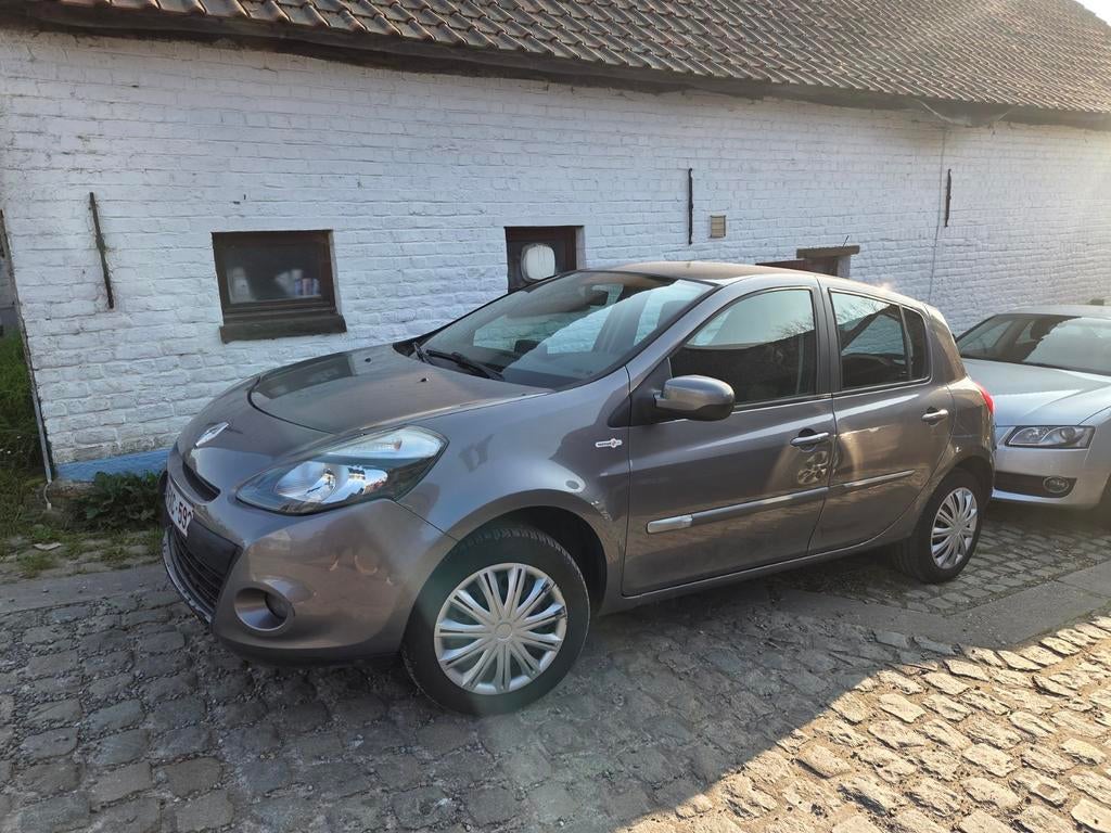 Renault clio, Zwart, Overige kleuren, Elektrische ramen, Particulier