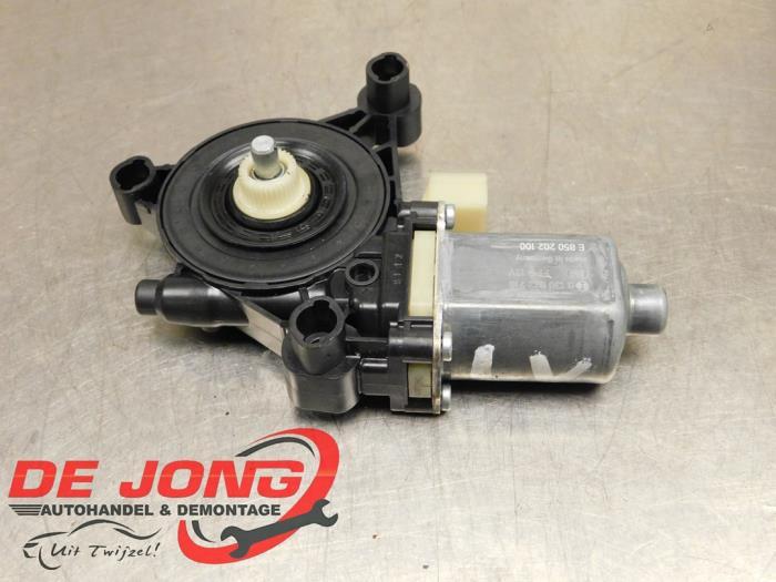 Raammotor Portier van een Volkswagen Golf Sportsvan, Gebruikt, -, Volkswagen, -