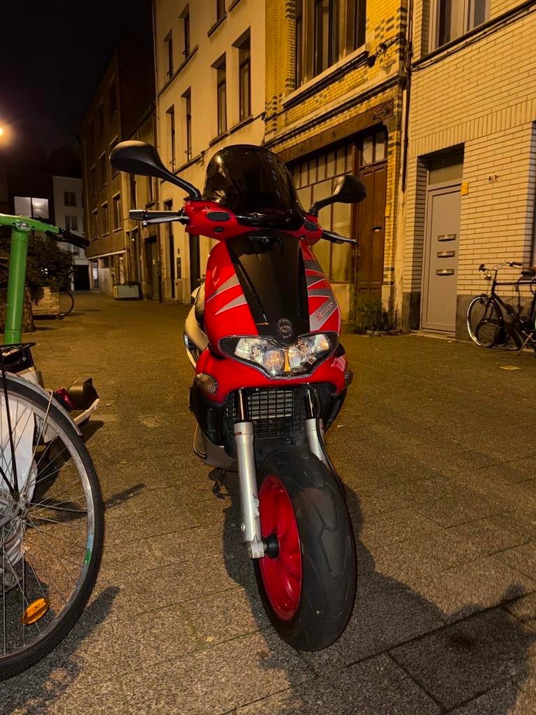 Gilera runner b klasse, Fietsen en Brommers, Snorfietsen en Snorscooters, Zo goed als nieuw, Gilera, Ophalen