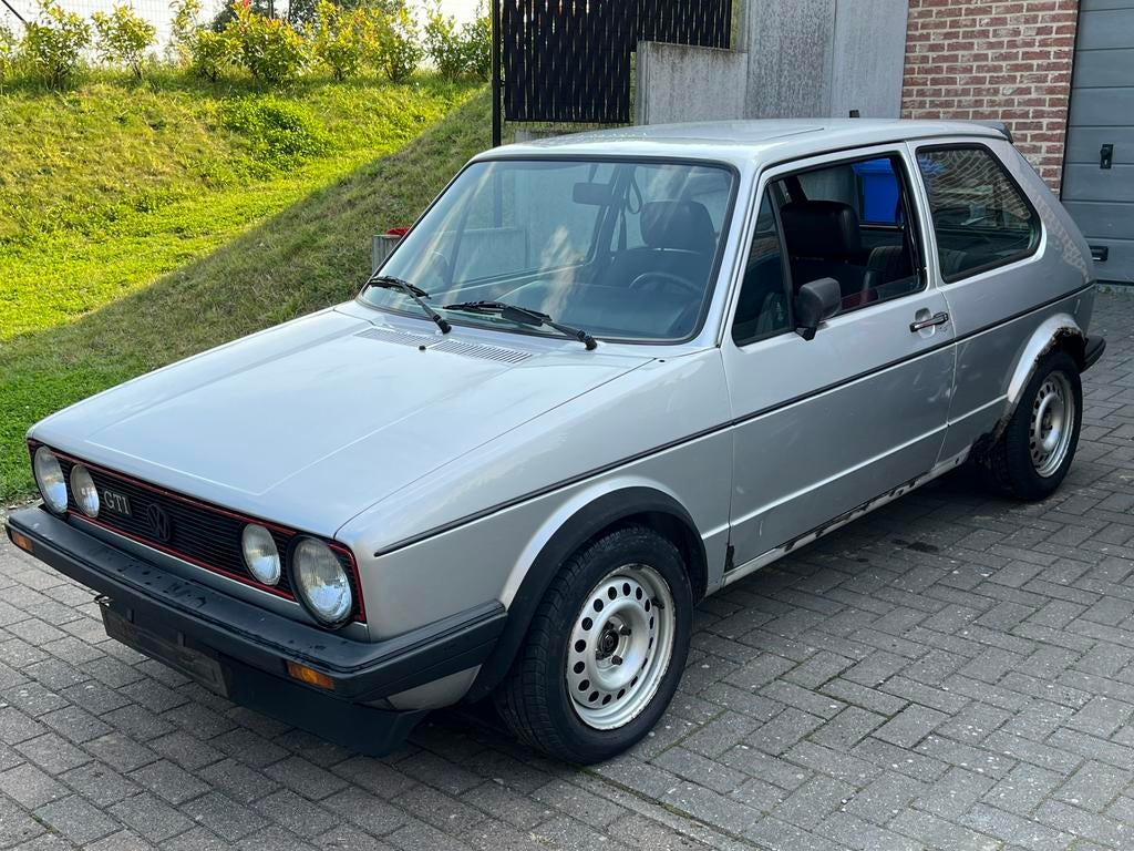 VW Golf 1 GTI 1981 1600cc 110cv toit ouvrant, Argent ou Gris, Toit ouvrant, Noir, Berline