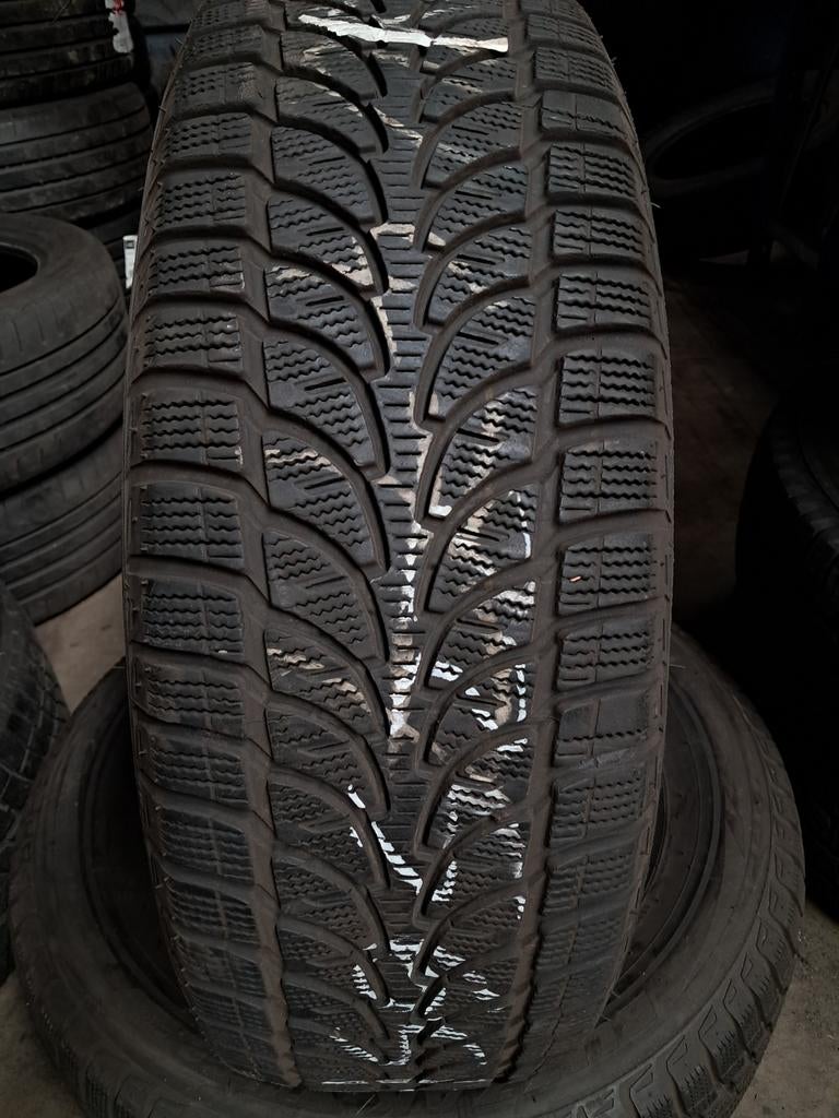 2256517 225/65/17 225/65r17 hiver Bridgestone, Enlèvement