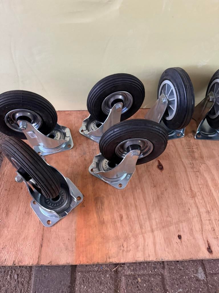 Zwenkwielen, Doe-het-zelf en Bouw, Zwenkwielen, Ophalen, Nieuw