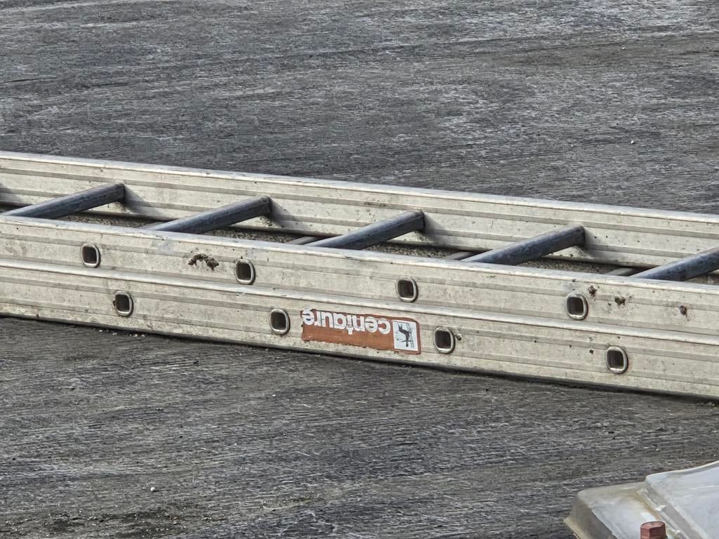 Aluminium double ladder 2x19 treden, Doe-het-zelf en Bouw, Ophalen