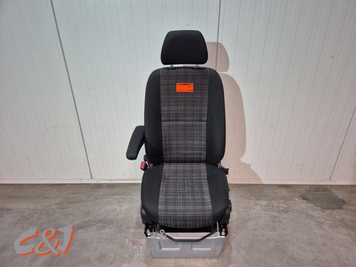 Stoel links van een Mercedes Sprinter, Auto-onderdelen, Interieur en Bekleding, Mercedes-Benz, Gebruikt, 3 maanden garantie, Ophalen of Verzenden