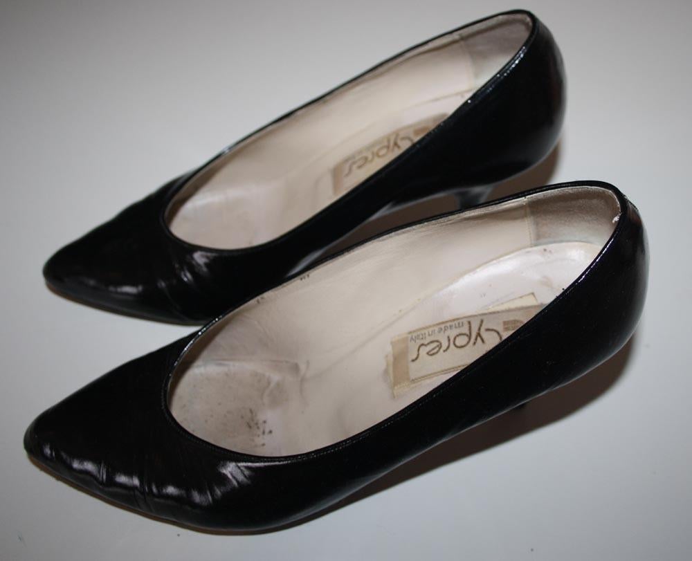 Zwarte pumps, Ophalen, Pumps, Zwart, Gedragen