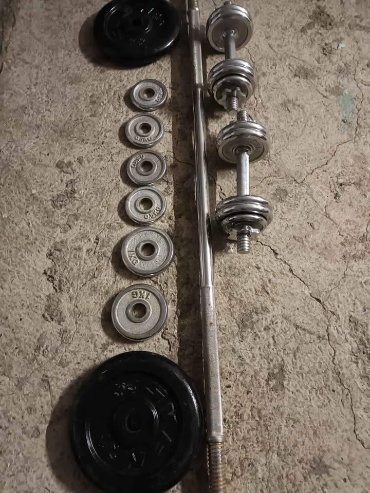 set de musculation barres et poids pour un total de 46 kilos, Sports & Fitness, Équipement de fitness, Enlèvement, Utilisé, Bras