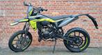 Sherco SM-R50, Fietsen en Brommers, Brommers | Derbi, Ophalen, 6 versnellingen, 49 cc, Klasse B (45 km/u)