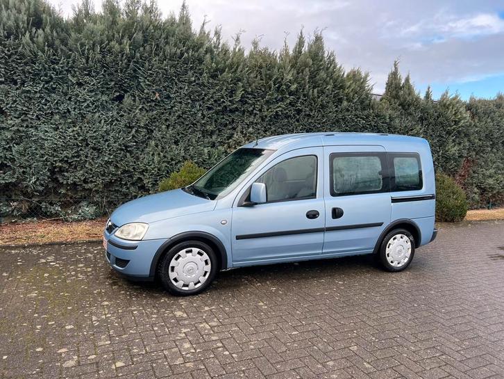 Opel combo 1.3cdti tour gekeurd zonder opmerkingen, Auto's, Opel, Particulier, Combo Tour, ABS, Airbags, Airconditioning, Elektrische ramen