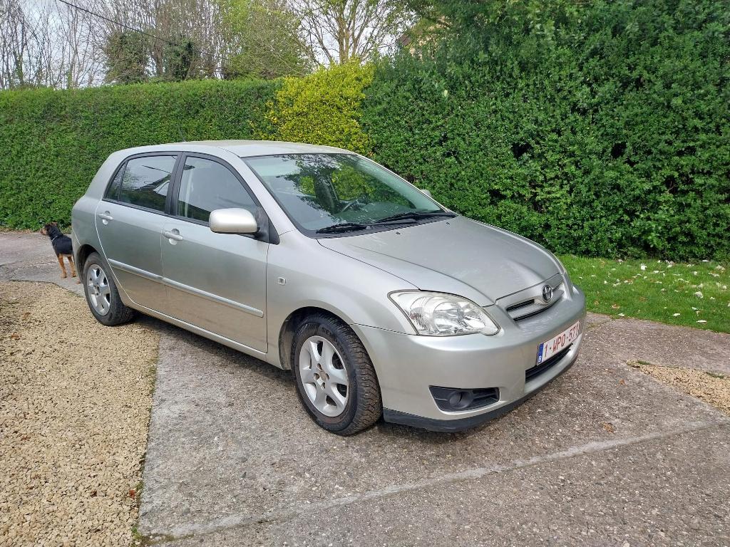 Toyota Corolla 1.4 D4D 195.000 km, Stof, 4 cilinders, Corolla, Particulier