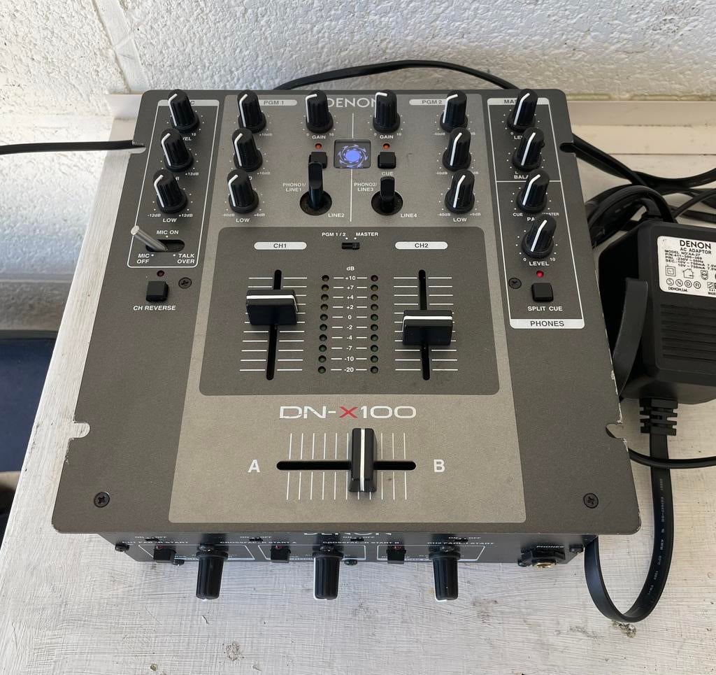 Table de mixage DJ Denon DN-X100, Enlèvement ou Envoi, Comme neuf, Entrée micro