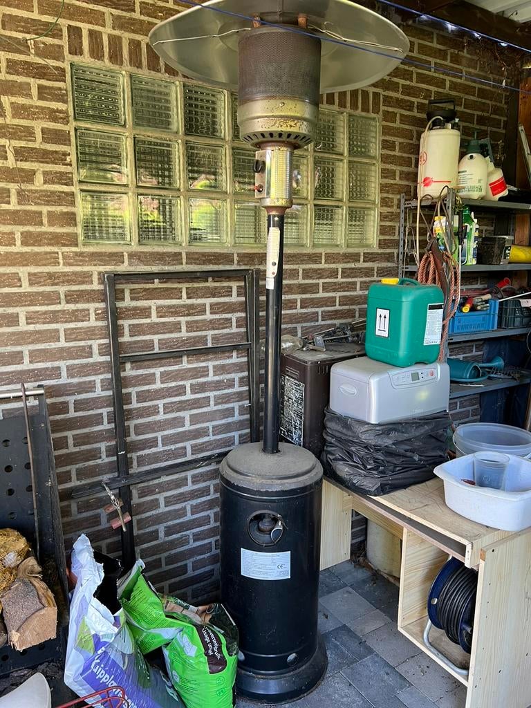 Terraswarmer + gasfles, Ophalen, Gebruikt, Gas, Vloer