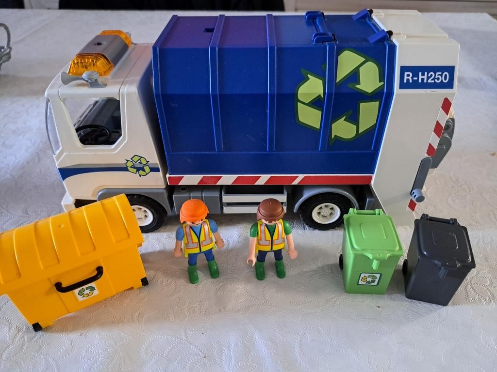 Playmobil camion poubelle, Enlèvement