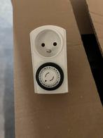 Diverse, Doe-het-zelf en Bouw, Elektriciteit en Kabels, Ophalen, Zo goed als nieuw, Stopcontact