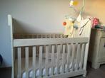 Houten Babykamer bedje, kast, commode, Kinderen en Baby's, Kinderkamer | Complete kinderkamers, Ophalen, Gebruikt