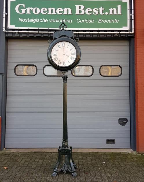 Nieuwe Engelse vrijstaande stations klok voor buiten tuin, Antiek en Kunst, Antiek | Klokken, Ophalen of Verzenden