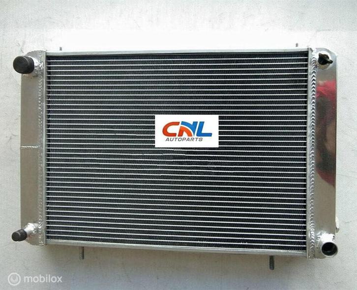 Radiateur 1975–1979 Triumph TR7 TR 7 2.0L Manual  MT 76 77, Autos : Pièces & Accessoires, Moteurs & Accessoires, Neuf, Enlèvement ou Envoi