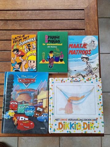 5 kinderboeken (alles voor 3 €).