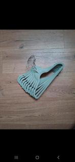 Kinder kledinghangers, Ophalen, Gebruikt