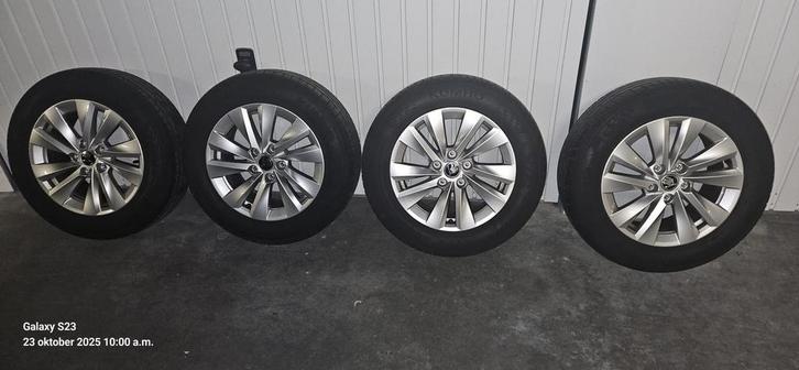 Velgen set skoda octavia origineel, Hobby en Vrije tijd, Modelbouw | Auto's en Voertuigen, Zo goed als nieuw, Auto, Ophalen