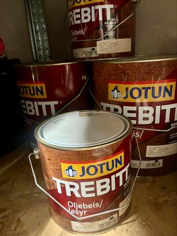 Jotun Trebitt beits midden eik. beschikbaar voor biedingen