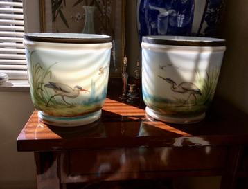 Rare paire de cache-pots en opaline Baccarat, XIXe siècle