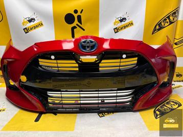 Bumper Toyota Yaris Voorbumper 52119-K0050 2019-Heden 6xPDC beschikbaar voor biedingen