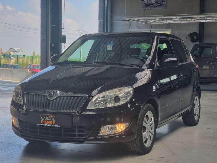 Skoda Fabia Fabia 1.2i Ambition (bj 2015), Auto's, Skoda, Te koop, Fabia, ABS, Airbags, Airconditioning, Boordcomputer, Centrale vergrendeling