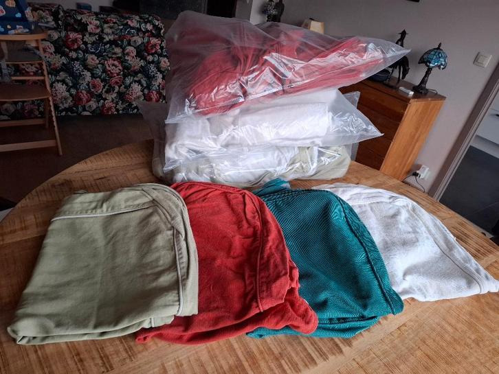 lot de 4 jeux de housses pour divan 3 places Ektorp Ikea, Maison & Meubles, Canapés | Salons, Utilisé, Banc droit, Trois personnes