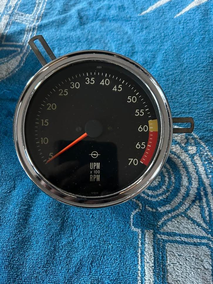 Verschillende klokken daschbord opel gt, Autos : Pièces & Accessoires, Tableau de bord & Interrupteurs, Opel, Enlèvement ou Envoi