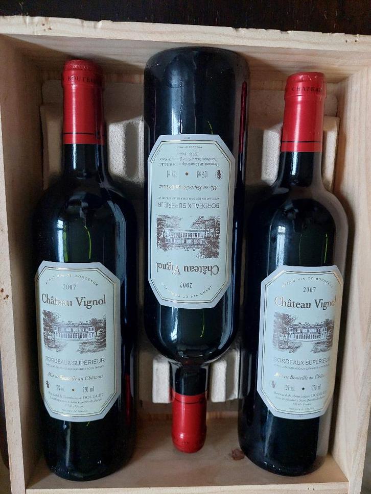 Château Vignol 2007 - 3 bouteilles de Bordeaux en coffret, Collections, Vins, Neuf, Vin rouge, France, Pleine, Enlèvement ou Envoi