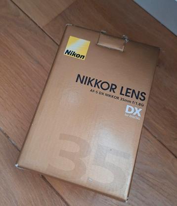 Nikon 35mm 1.8 DX beschikbaar voor biedingen