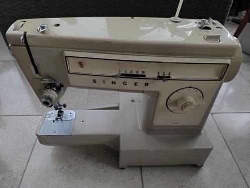 Singer naaimachine, type 527, Hobby en Vrije tijd, Naaimachines en Toebehoren, Gebruikt, Naaimachine, Singer, Ophalen