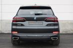 BMW X5 3.0 xDrive 45e HUD // 360 CAM // PANO // ETC, Autos, 0 kg, Argent ou Gris, Détection des panneaux routiers, 0 kg