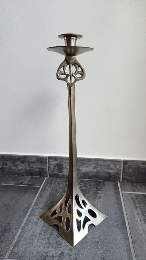 Hoge, zilverkleurige art-nouveau kandelaar, Antiek en Kunst, Antiek | Kandelaars, Ophalen of Verzenden