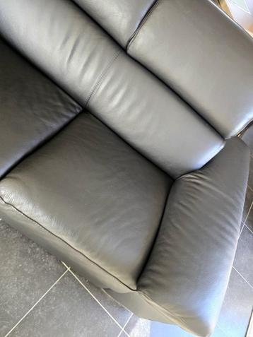 Salon beschikbaar voor biedingen