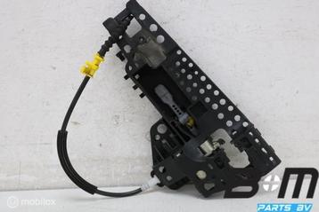 Steun voor portiergreep linksachter Audi A5 8T0837885B beschikbaar voor biedingen