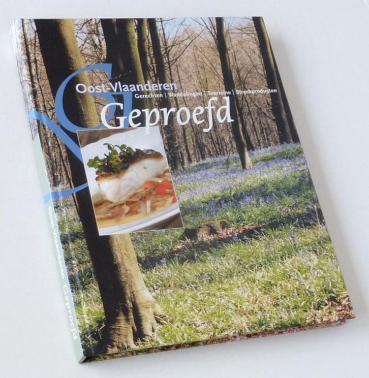 Oost-Vlaanderen Geproefd. Gerechten, Wandelingen e.m., Boeken, Streekboeken en Streekromans, Zo goed als nieuw, Ophalen of Verzenden