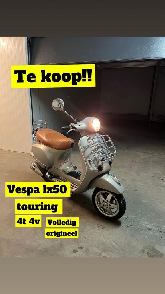 Vespa lx50 touring, Fietsen en Brommers, Scooters | Vespa, Zo goed als nieuw, Vespa LX, Klasse B (45 km/u), Benzine, Ophalen