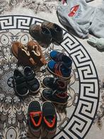 Kinderjassen schoenen en kleding mooie staat., Ophalen, Zwart, Nike, Sneakers