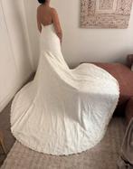 Trouwkleed met sleep incl Spaanse sluier. Als nieuw!, Kleding | Dames, Trouwkleding en Trouwaccessoires, Ophalen, Zo goed als nieuw