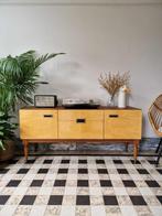 Vintage sixties dressoir / platenspeler meubel / retro kast, Maison & Meubles, Armoires | Dressoirs, 100 à 150 cm, 25 à 50 cm