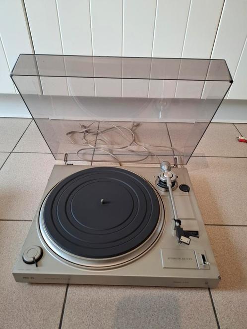 Philips synchro belt-drive platenspeler model F7111, Audio, Tv en Foto, Platenspelers, Gebruikt, Platenspeler, Philips, Ophalen of Verzenden